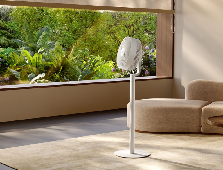 Xiaomi ra mắt quạt đối lưu mới có thể chạy bằng pin sạc dự phòng, 10.000 mAh được 16 giờ