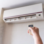 Bật điều hoà khi cần hay bật 24/24 thì tiết kiệm điện hơn ?